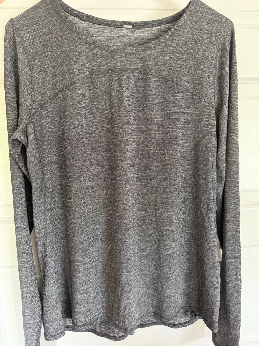 lululemon athletica women’s Long-Sleeve Crew in Heather Gray